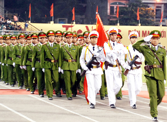 Líder político de Vietnam resalta construcción de fuerzas policiales